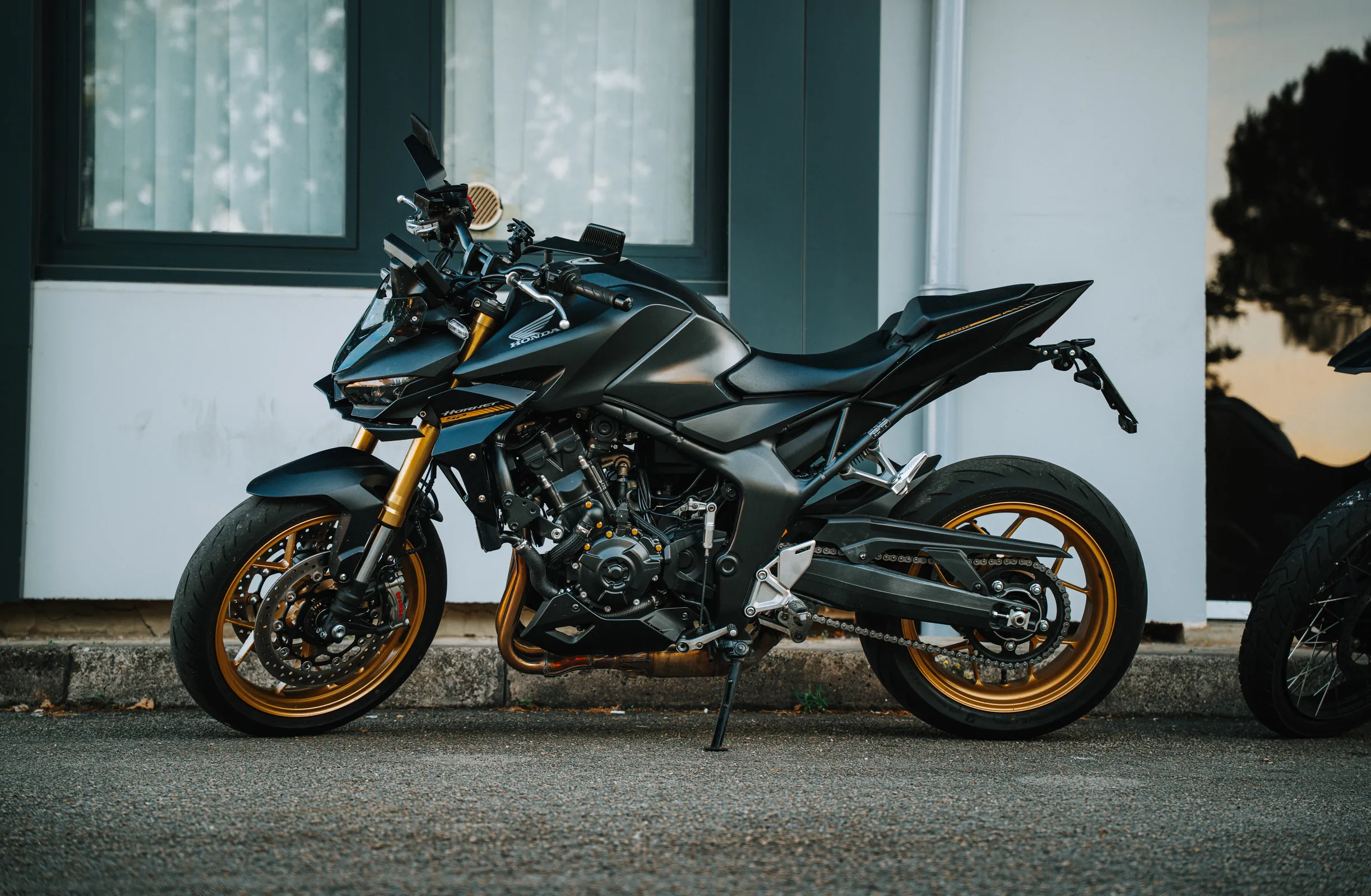Motorbikes 13