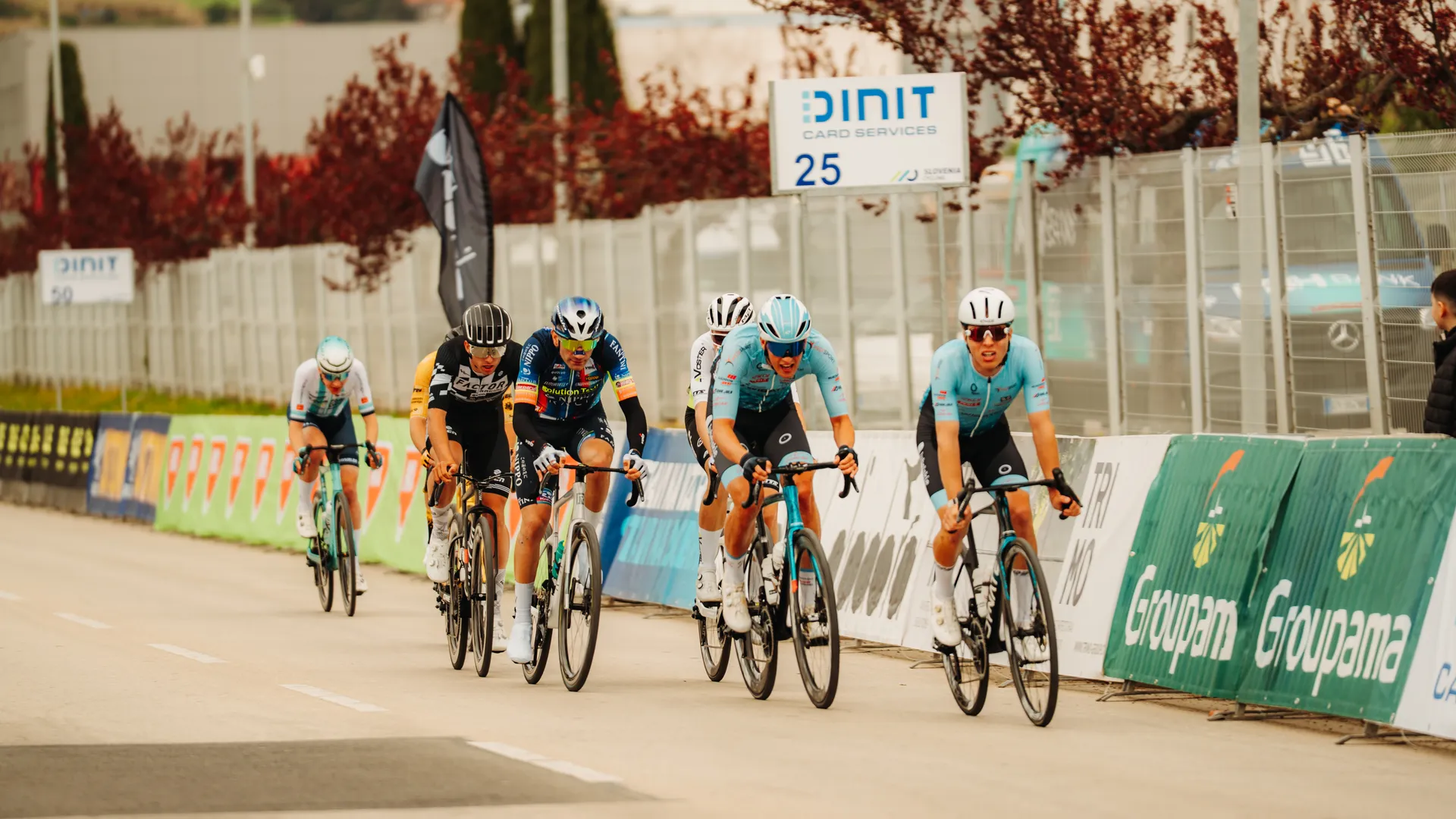 Dinit Race 033